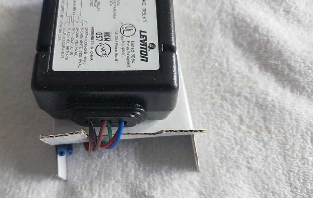 ( 1 ) Leviton OSA20-R00 Occupancy Sensor