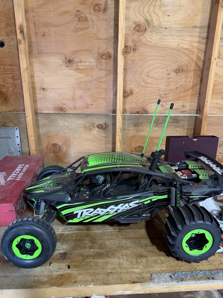 Traxxas Pro Scale RC Sand Car ( READ DESCRIPTION)