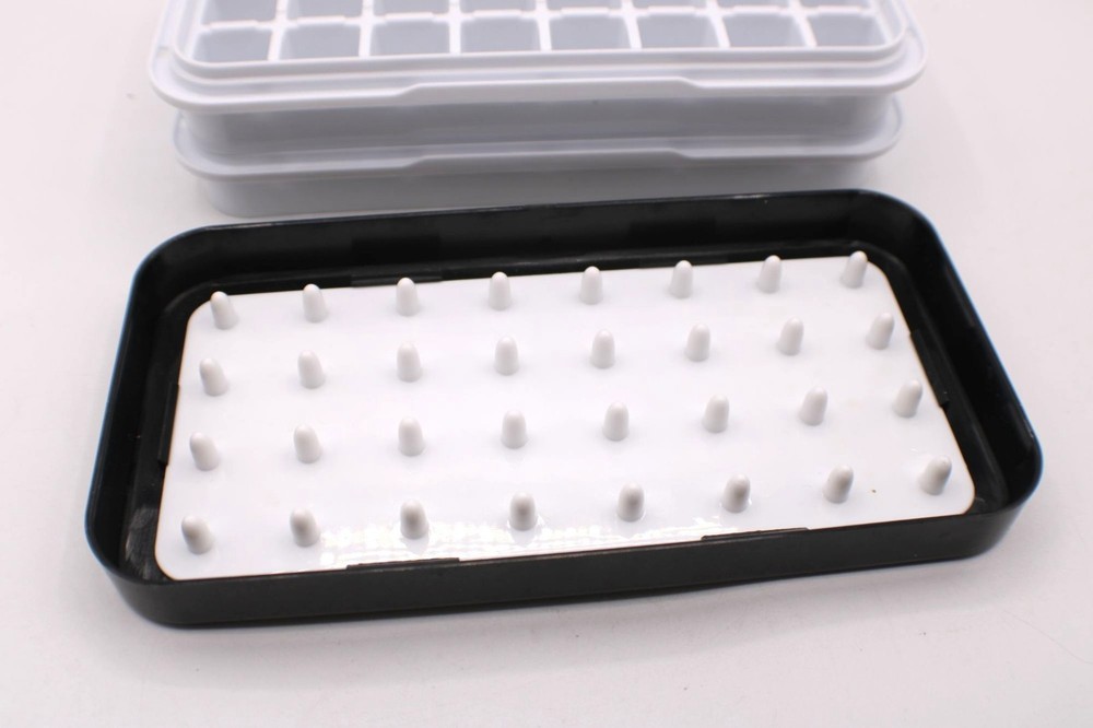 Stackable Ice Cube Trays Lid & Easy-Release Punch Bottom 64 Cubes White & Black