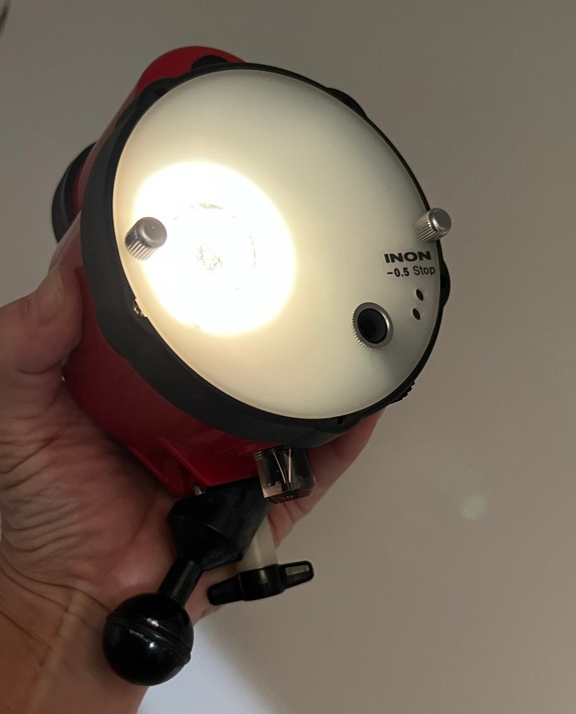 INON D-2000 type2 Underwater Strobe Light for Diving Photography Diffuser Works