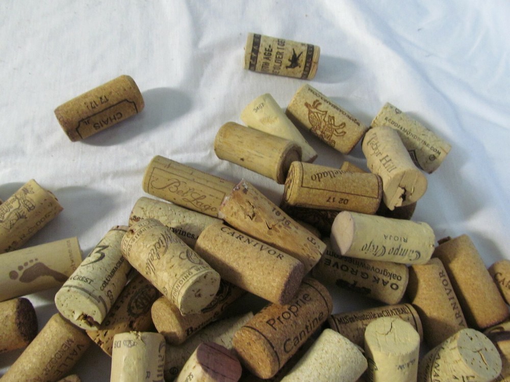 (113) Assorted Wine Corks for Crafts