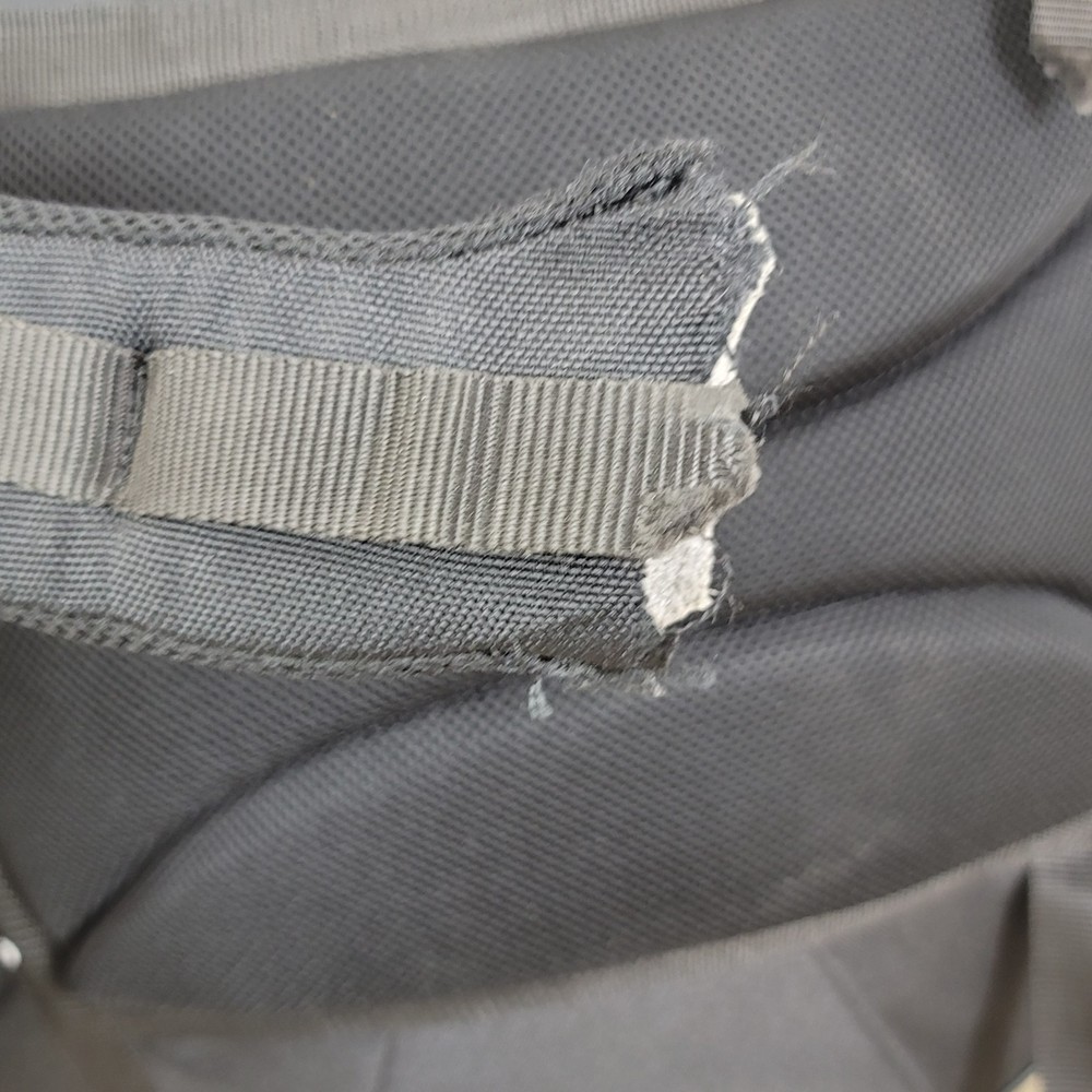 Isthmus Instruments E Minor Handpan