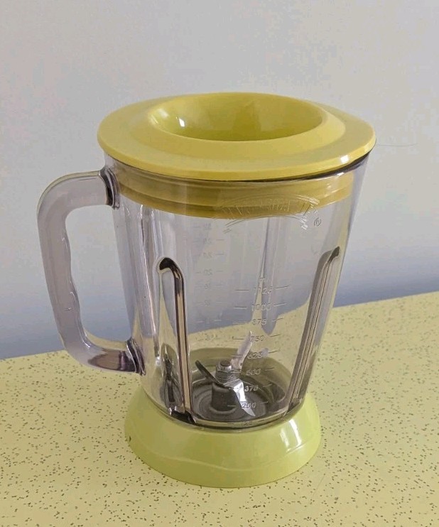 Margaritaville Frozen Concoction Maker Replacement Container 36oz Pitcher
