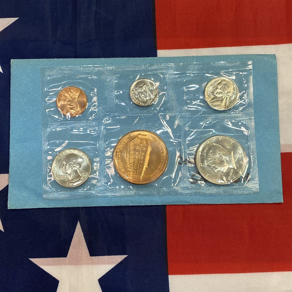 1983-D Official US Mint Souvenir Set with Envelope. See description!