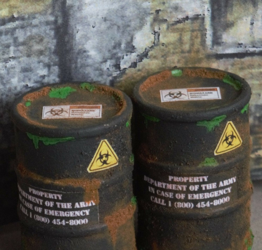 1/18 Trioxin Barrels (2) per set 