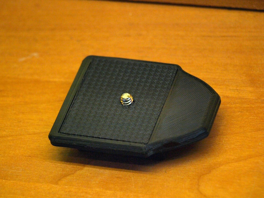 Quick release plate for tripod, Vanguard QS-04 replacement