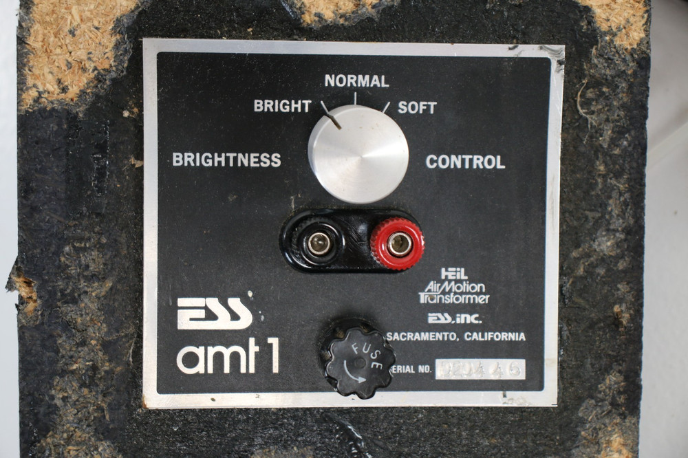 Vintage original ESS AMT 1 speaker crossover