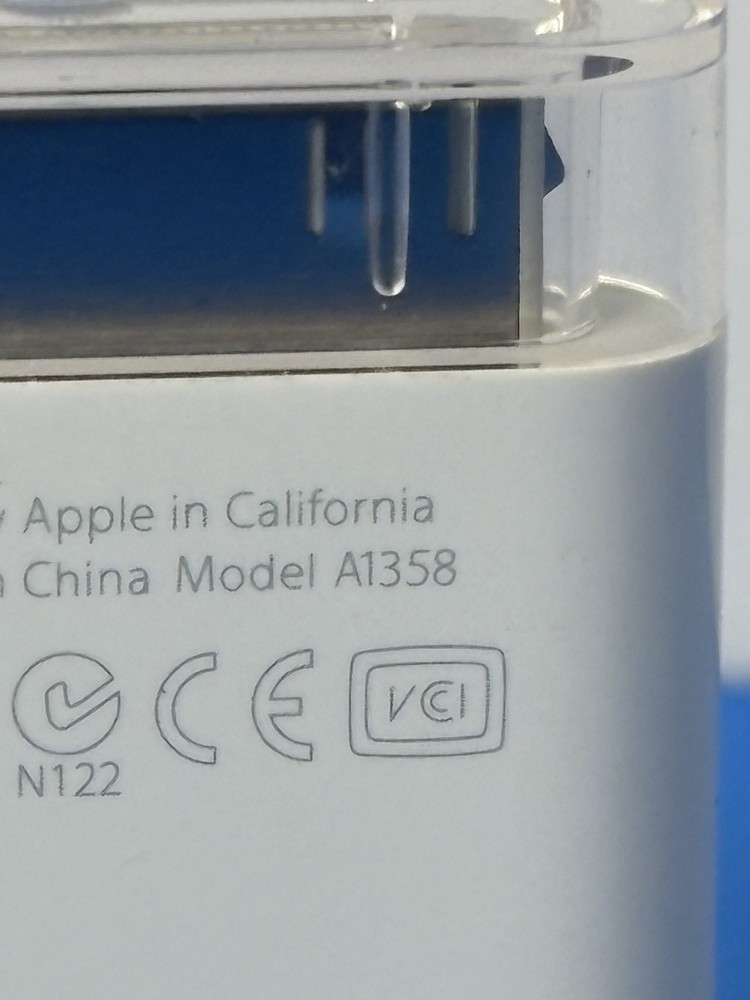 Authentic Apple Ipad Camera Connection USB Adaptor Model A1358