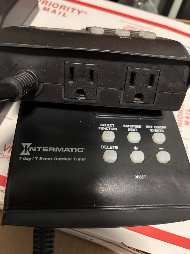 Intermatic HB880R Timer-Used-4 pack working units