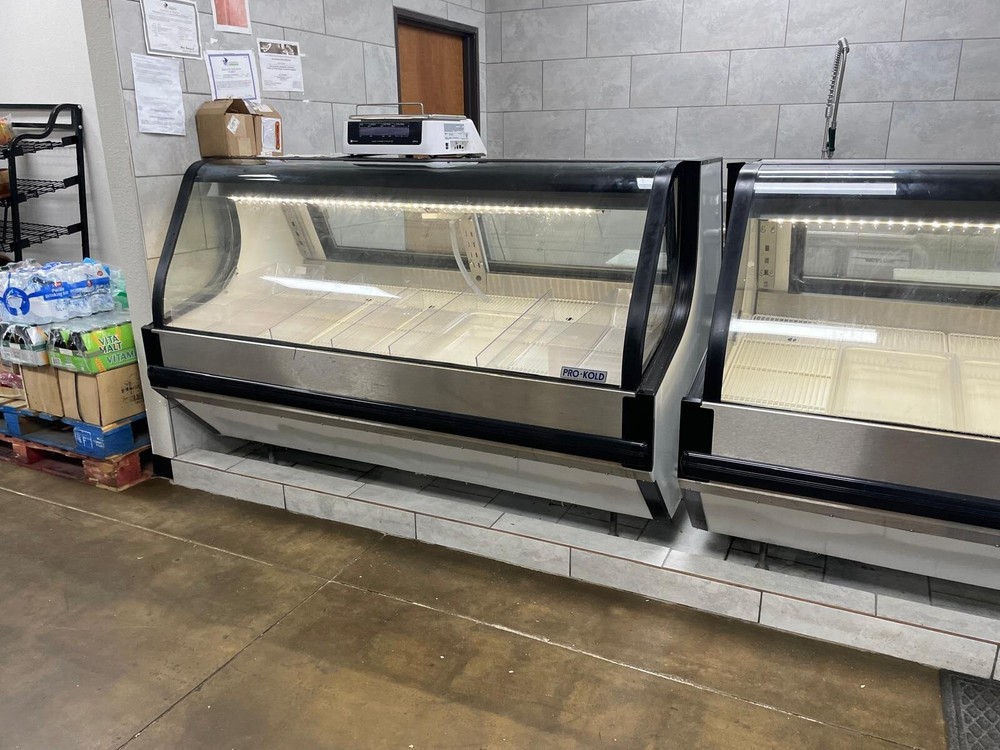 Pro-Kold Refrigerated High Deli Meat 84" Display Case (CTR-84HD)