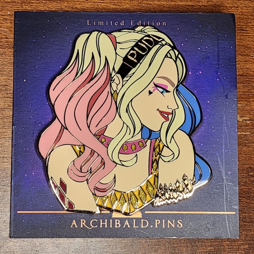 MadeByNuwa Harley Quinn DC Comics Enamel Pin
