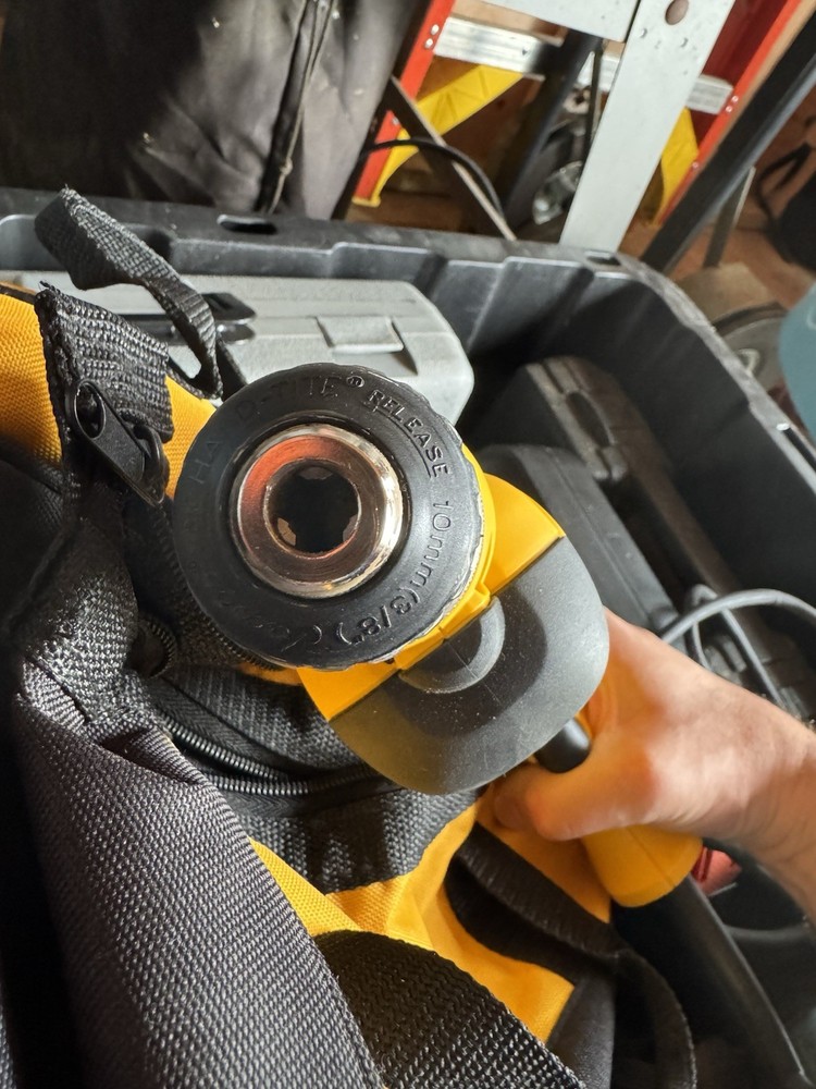 DEWALT 8 Amp Corded 3/8 in. Variable Speed Drill