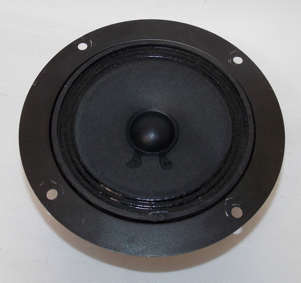 Realistic 4” Midrange Speaker #40-1282 ~ Sealed Back ~ 8 Ohm ~ WORKS!