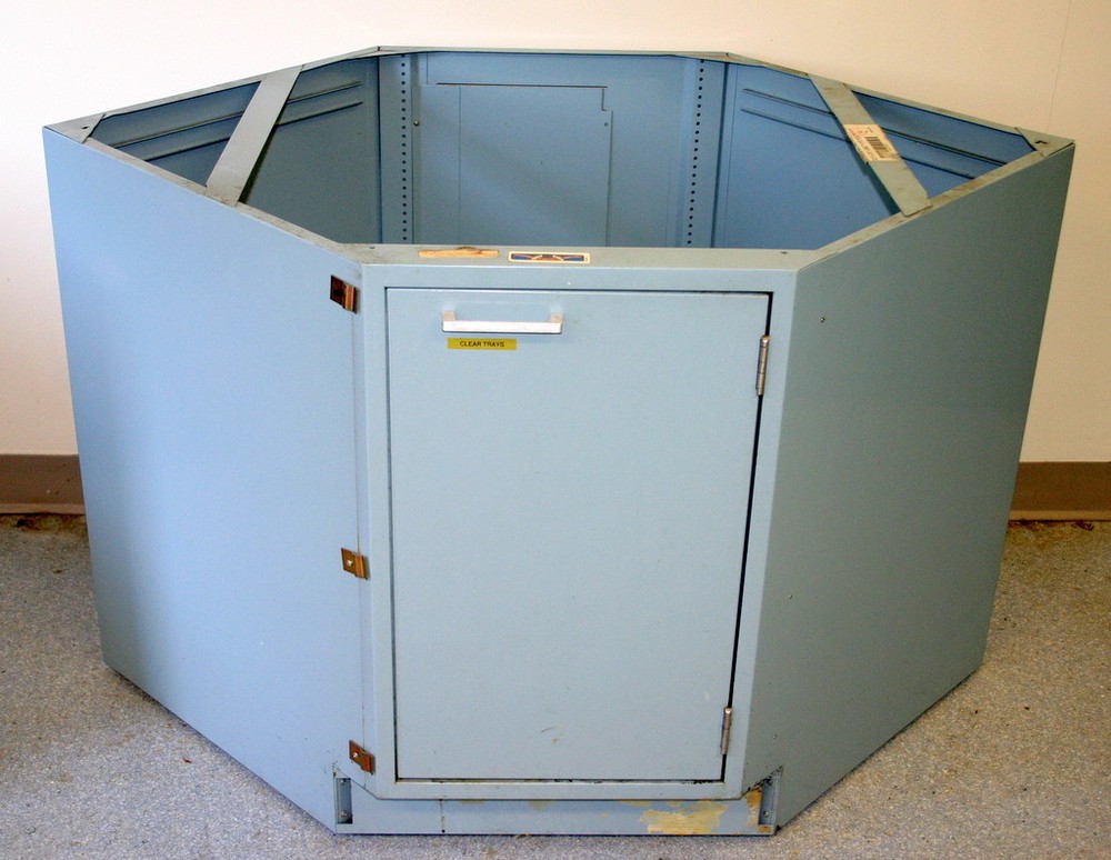FISHER HAMILTON LABORATORY BASE CORNER UNIT, CASEWORK, BLUE MIST (BM), 30" HIGH