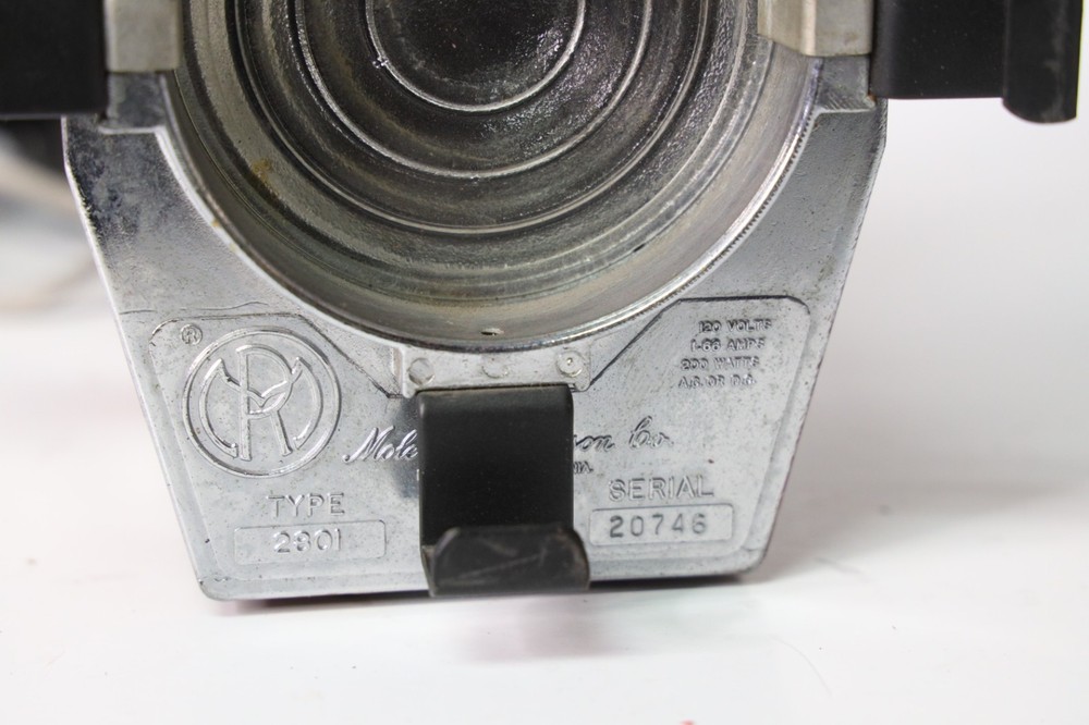 Mole Richardson 200watt Mini-Mole Type #2801 AKA Inkie