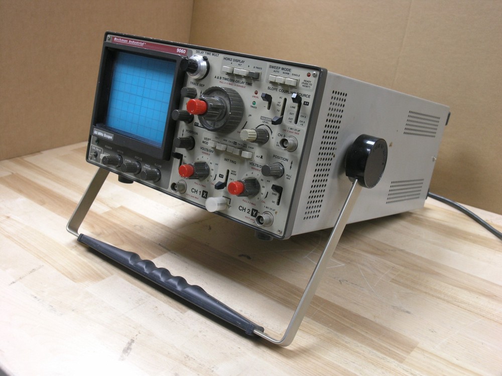 Beckman Industrial 9060 Oscilloscope