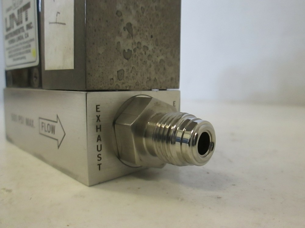 Unit UFC-1110A, Mass Flow Controller MFC, H2, 30 SLM, Used