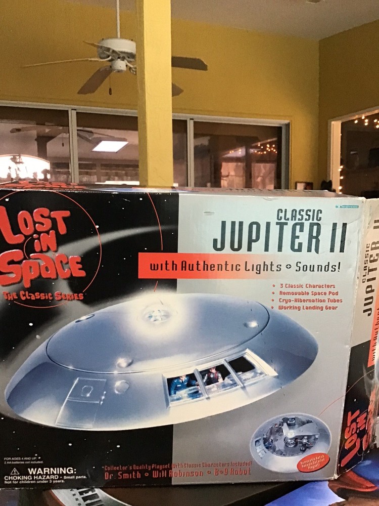 Trendmaster Lost in Space Jupiter 2 With Box