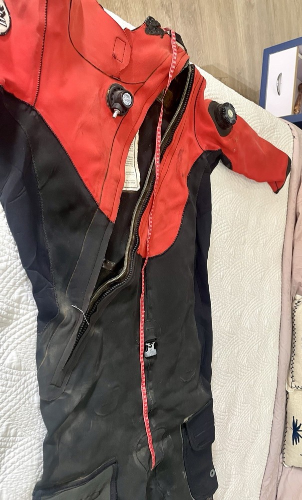 DUI DRYSUIT CF200