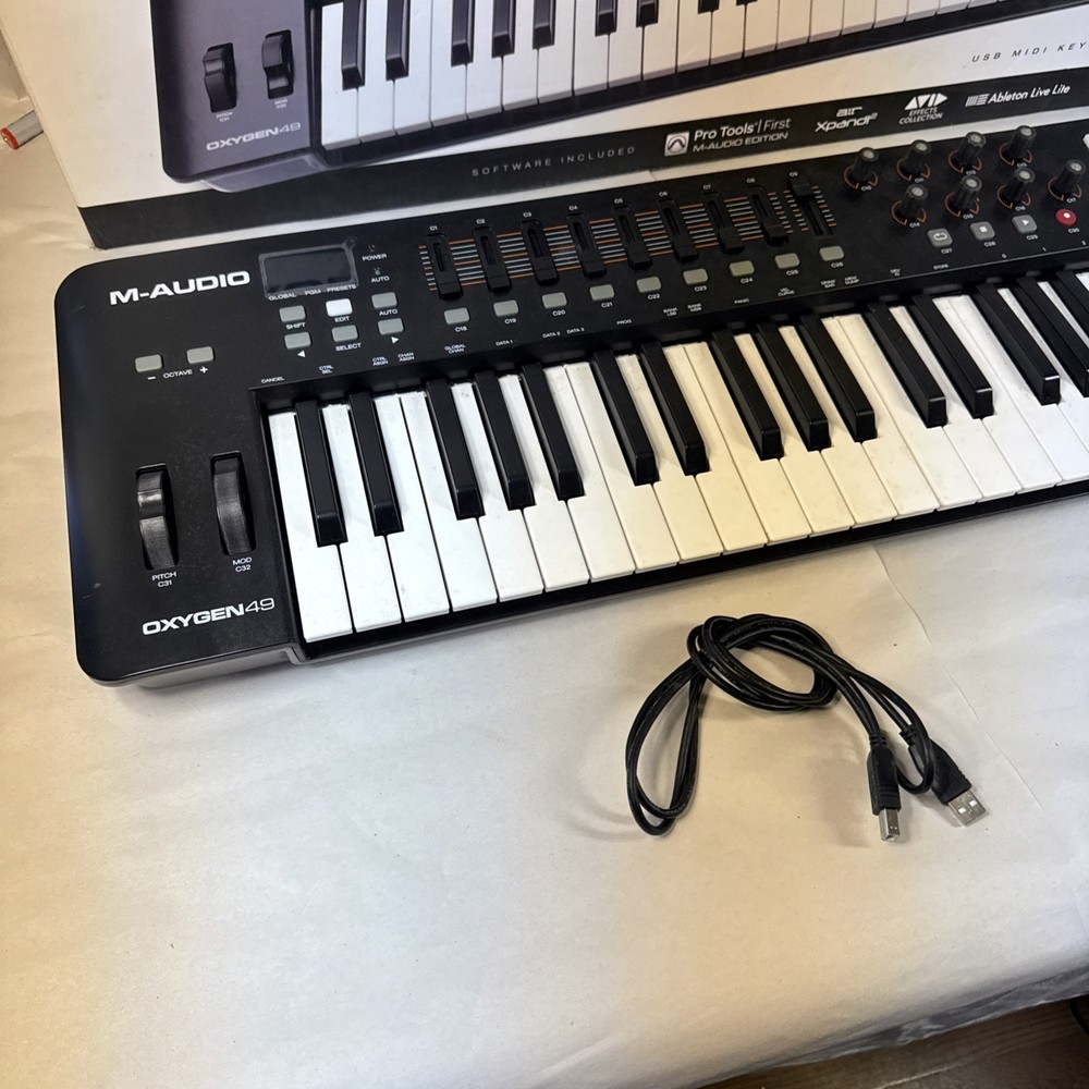 M-Audio Oxygen49 MIDI Keyboard Controller w/ USB Cable Tested Working