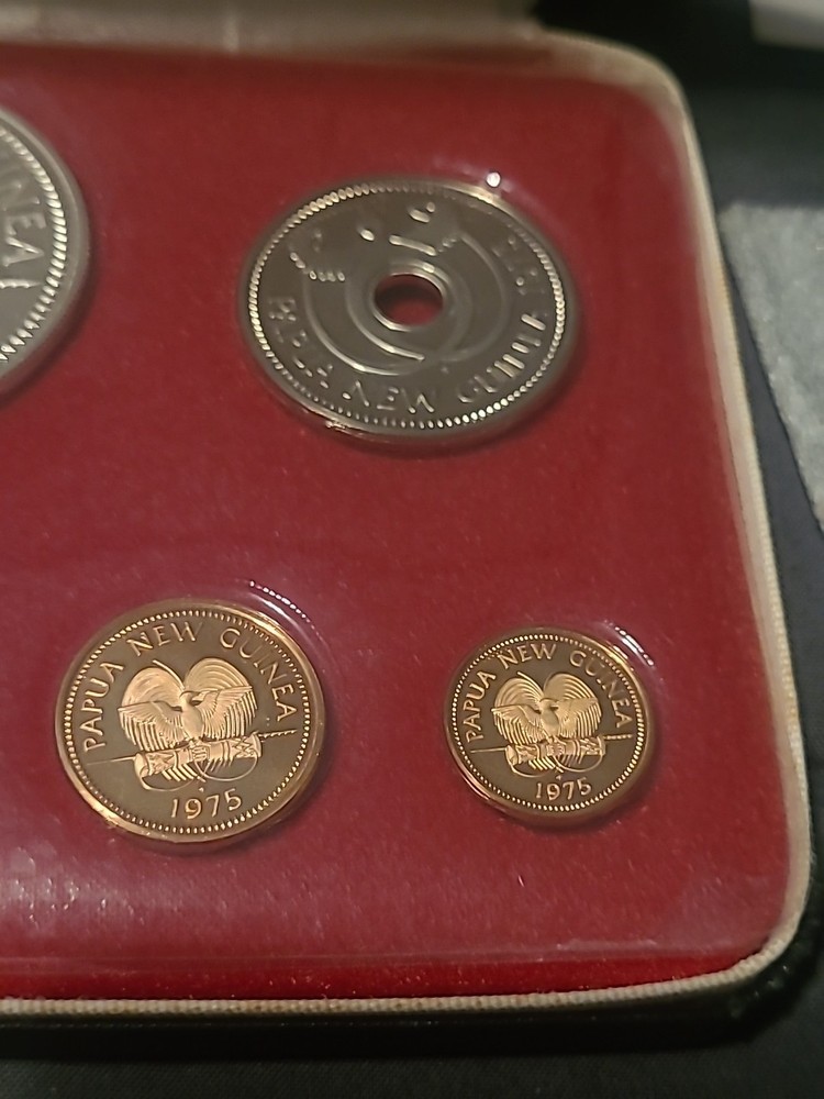 1975 Proof set Papua New Guinea
