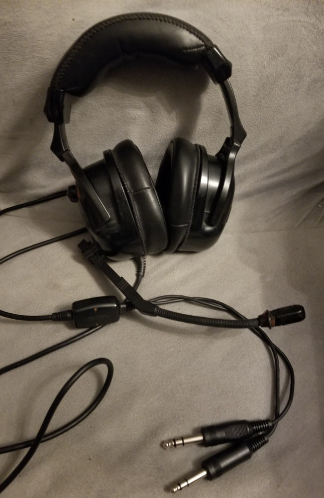 Eclipse Flightcom Aviation Headset Light Use - Working