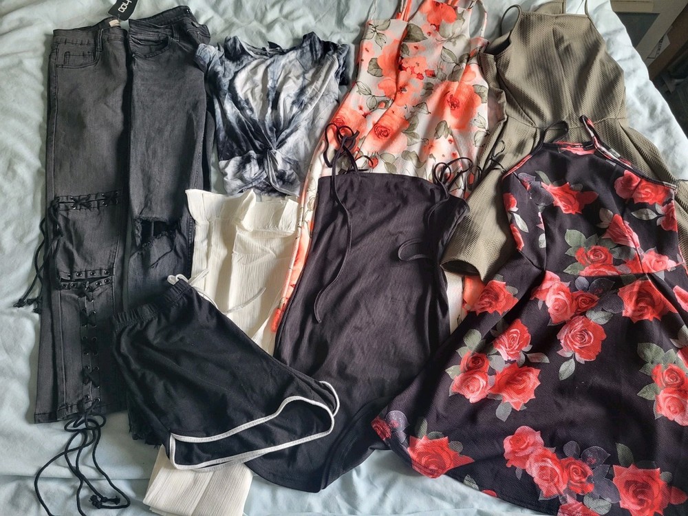 Bundle Womens Clothes Size 8