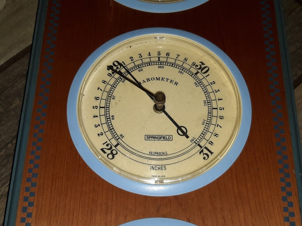 SPRINGFIELD DECORATIVE WALL BAROMETER THERMOMETER HUMIDITY