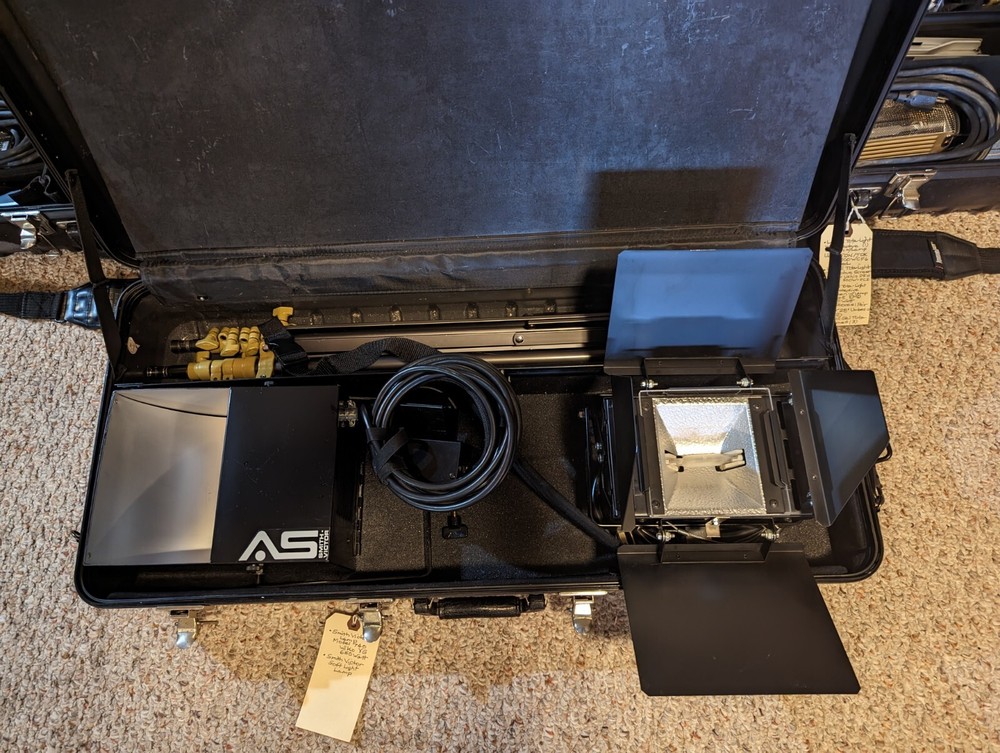 WOW...Lowell /Smith Victor Master Lighting Set