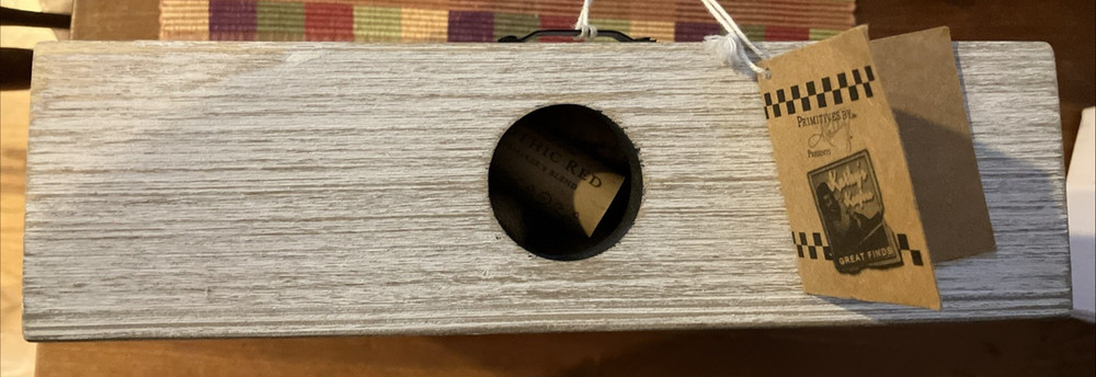 Decorative Holder & 140 Corks Decorative Wine Cork Holder