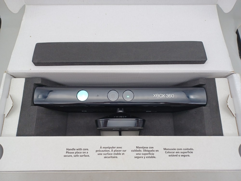 Microsoft XBOX 360 Kinect Sensor In Original Box With Cable - No Game