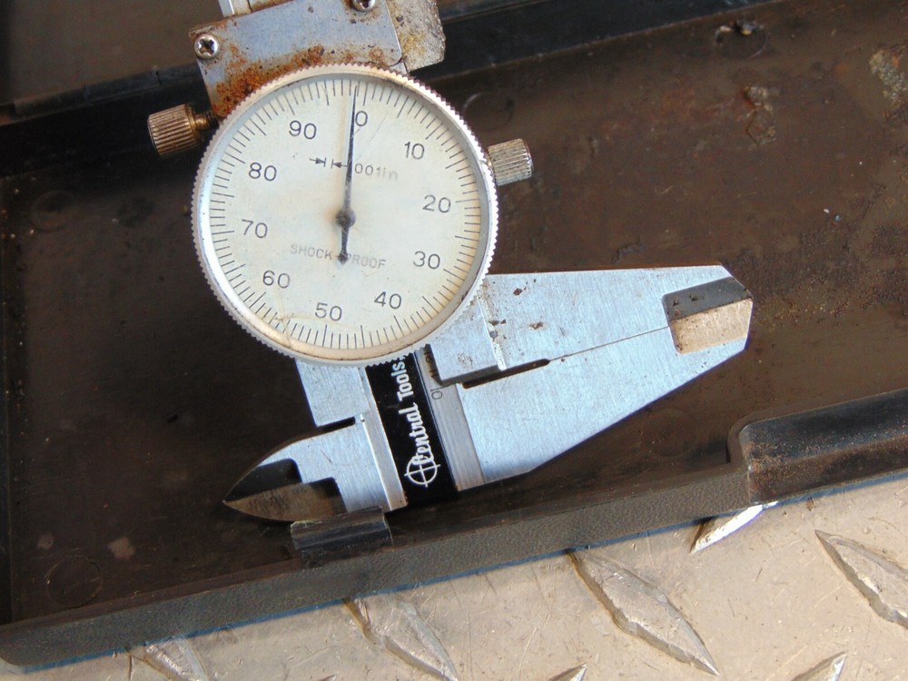 CENTRAL TOOLS .001" SHOCK PROOF CALIPER with CASE