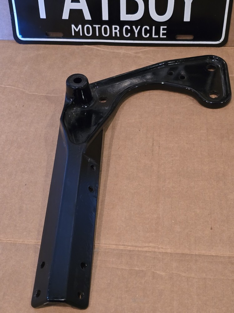 Harley Davidson Fatboy Deuce Softail Exhaust Muffler support mount bracket