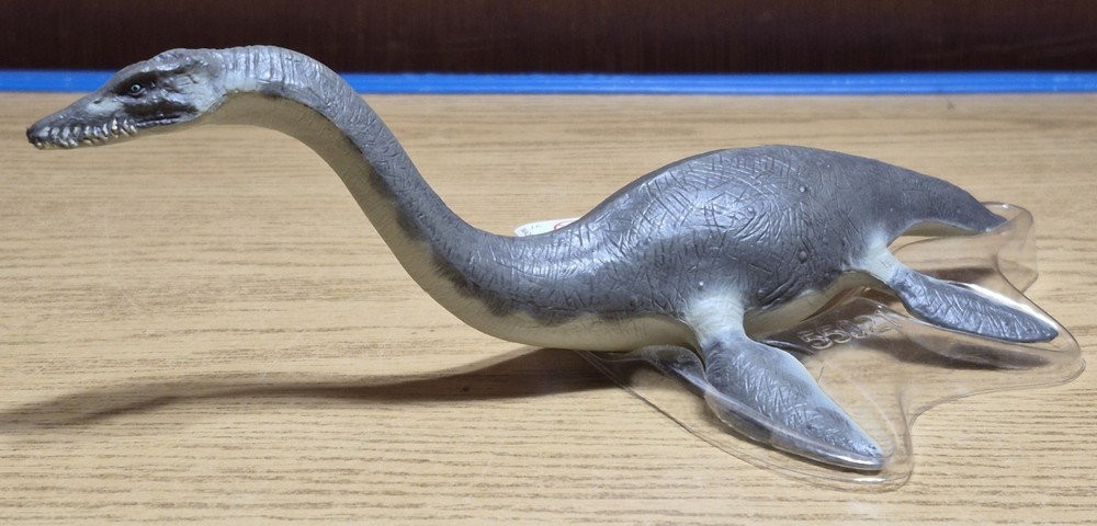 New with Tags Papo Tylosaurus & Plesiosaurus