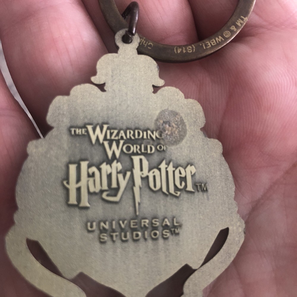 Harry Potter Crest Name Keychain Kai Universal