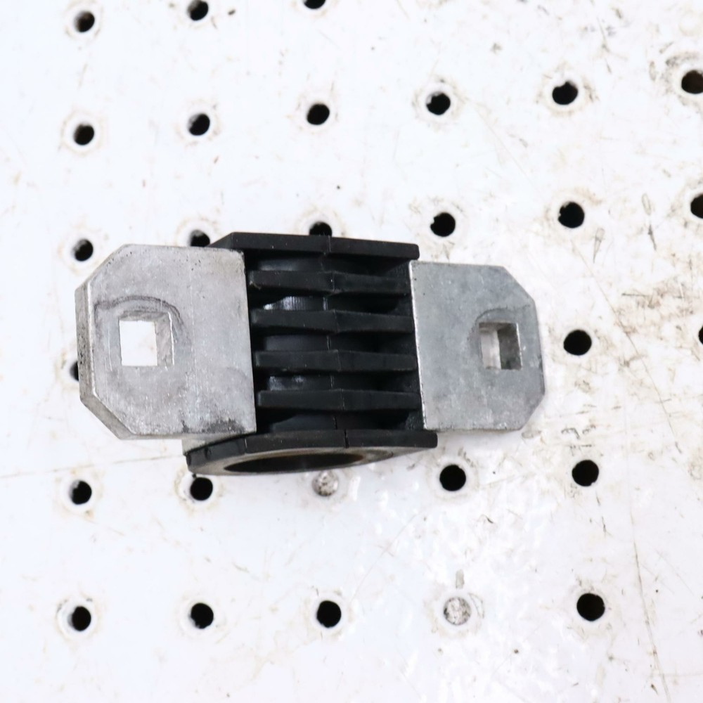 2007 POLARIS IQ 600 STEERING POST COLUMN BRACKET BUSHING MOUNT 5133648