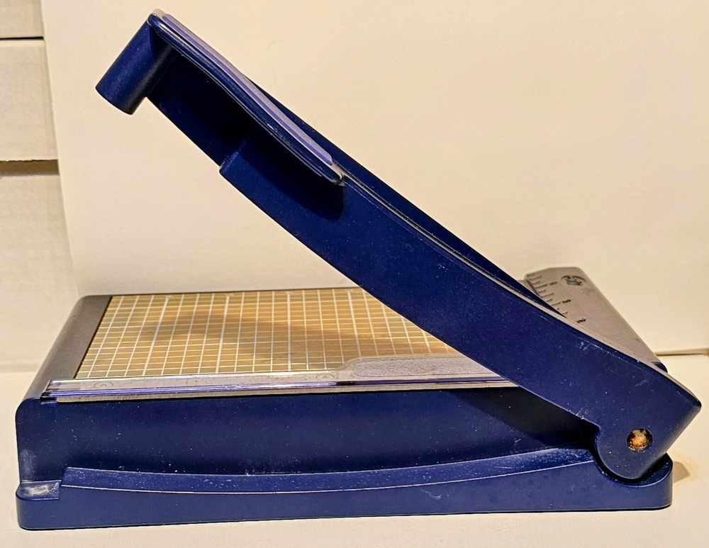 Creative Memories Paper Cutter Trimmer With Storage Drawer. Blue 