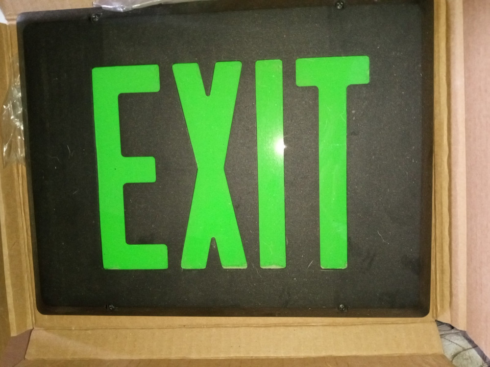 EXIT SIGN,NEW IN BOX SEMPRA LED EXIT SIGN MODEL SESGBNE ! 3 AVAILABLE    V