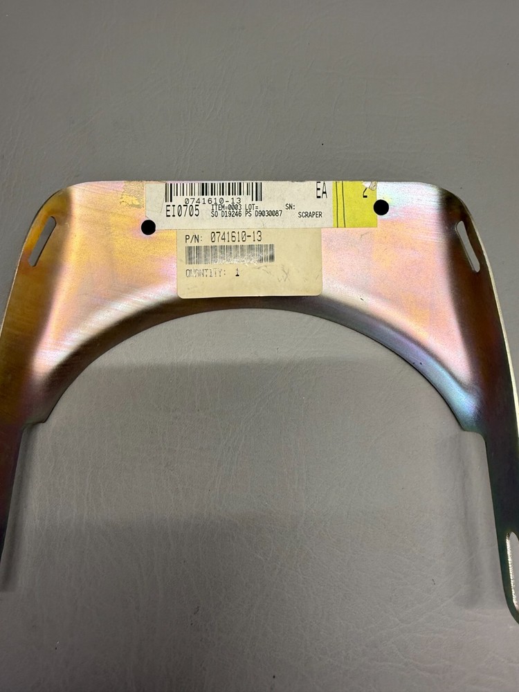 0741610-13 Cessna Scraper