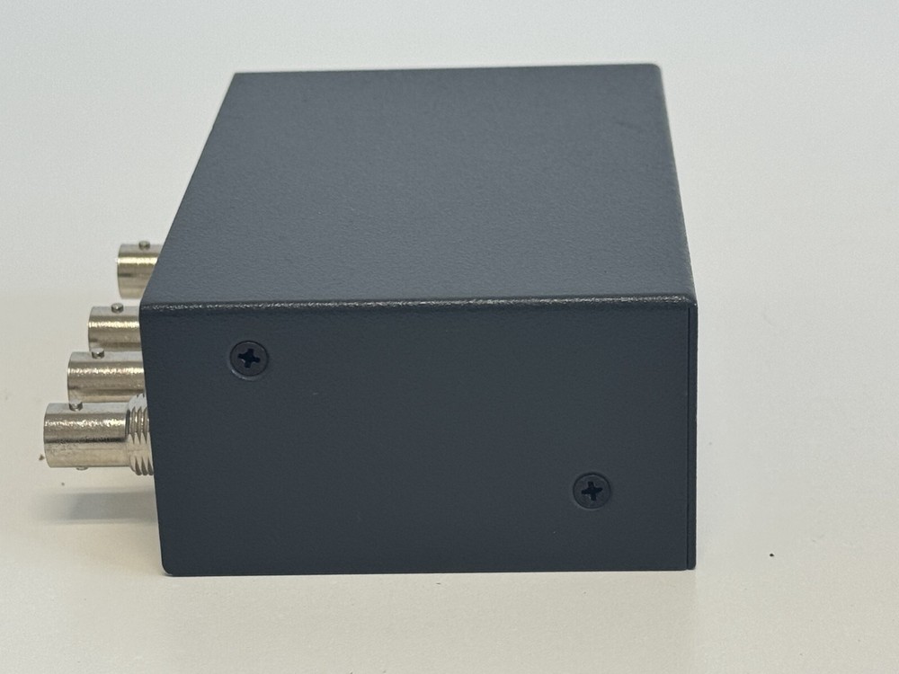 Shelf 36: Extron / Versa Tools MDA 3 Distribution Amplifier