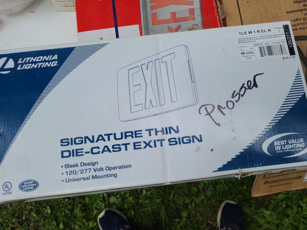 LOT OF 6 EMERGENCEY EXIT SIGNS ALL DIFFERENT