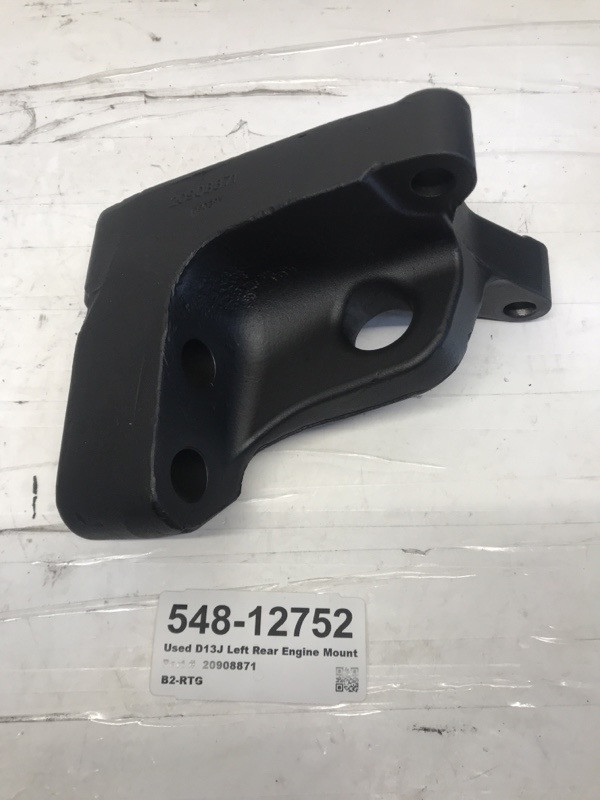 2017 Volvo D13J Engine Mount 20908871 (548-12752)