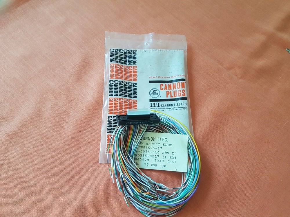Rockwell Collins PRC-515 RU-20 ITT CONNECTOR NEW