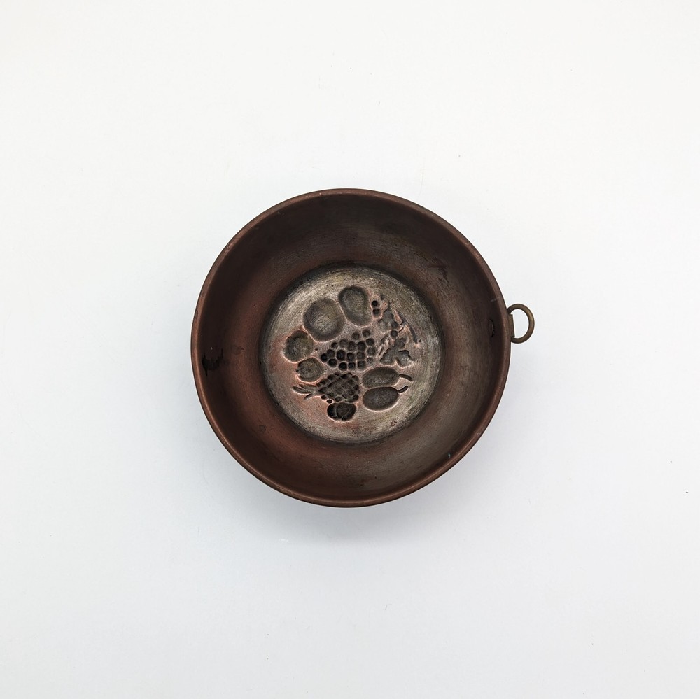 Vintage small Round Copper Mold with fruit pattern