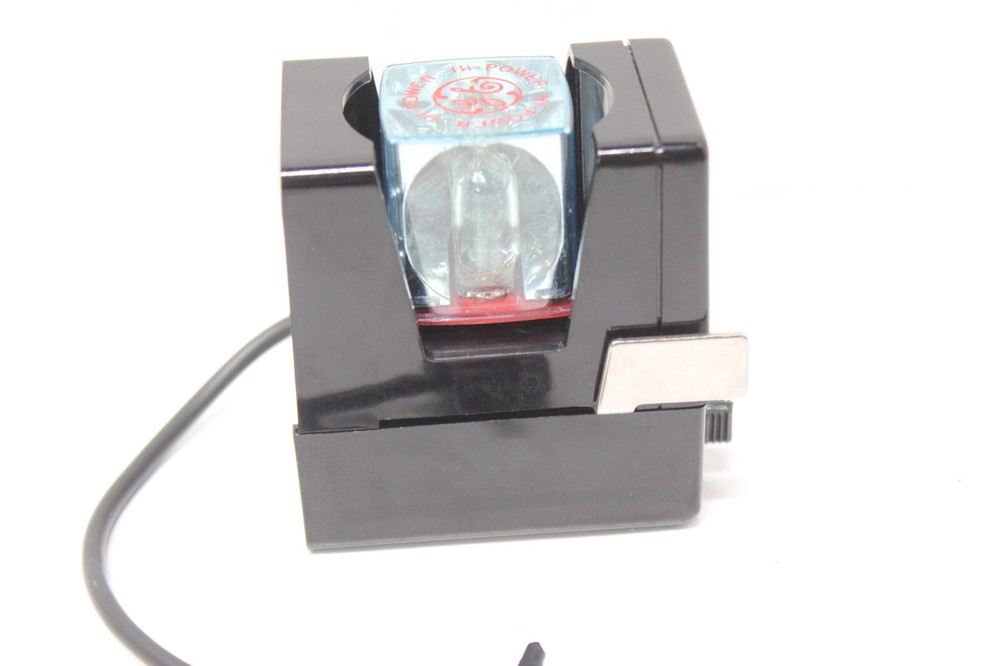 Vintage Polaroid Model 490 Focused Flash - Cube Flash Attachment