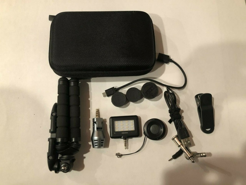 Insignia Camera Accessory Kit