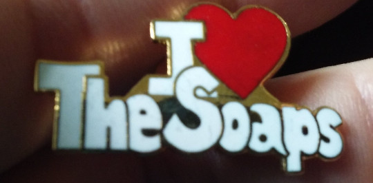 The Soaps Heart pin badge