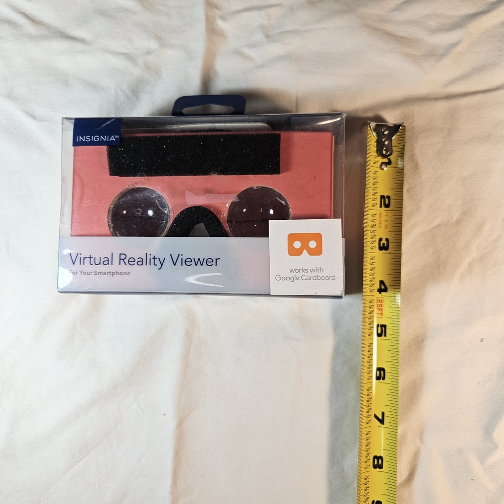Virtual Reality Viewer Pink Birthday Theme