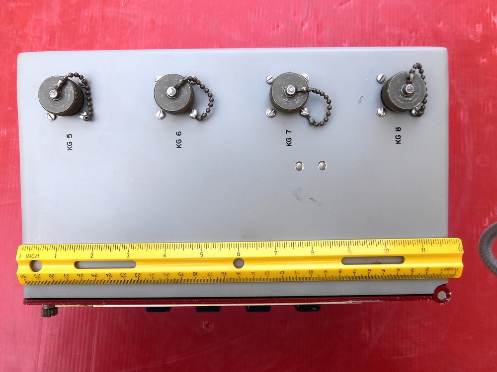SB-3195/U SWITCHBOARD FOR RECEIVER SELECTING ABOARD NAVAL SHIPS UNUSED