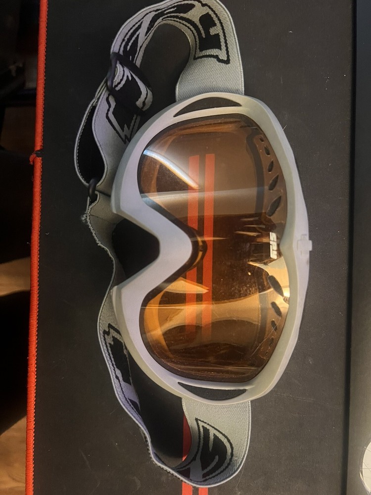 mens snowboard gear